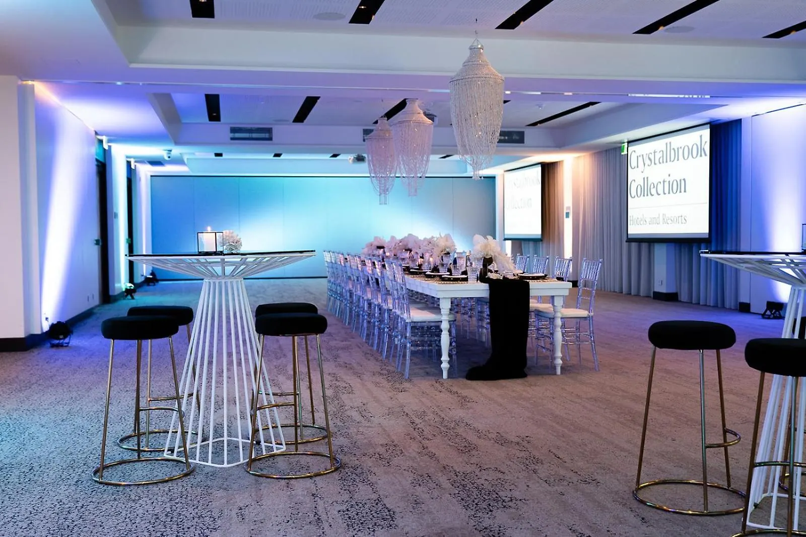 Hotel Crystalbrook Riley Cairns Australia