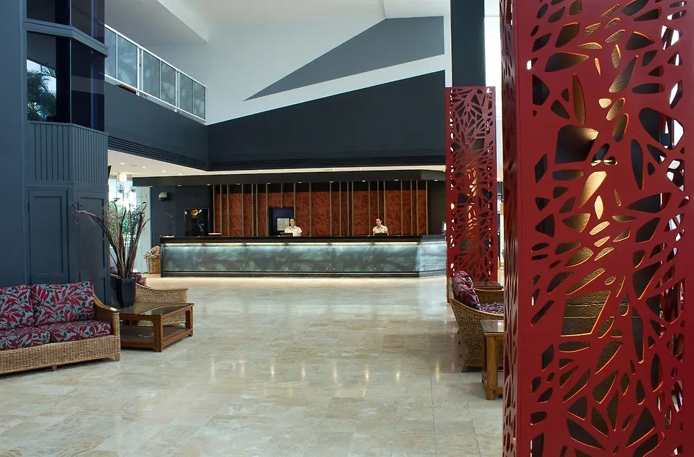 Hotel Crystalbrook Riley Cairns 5*,