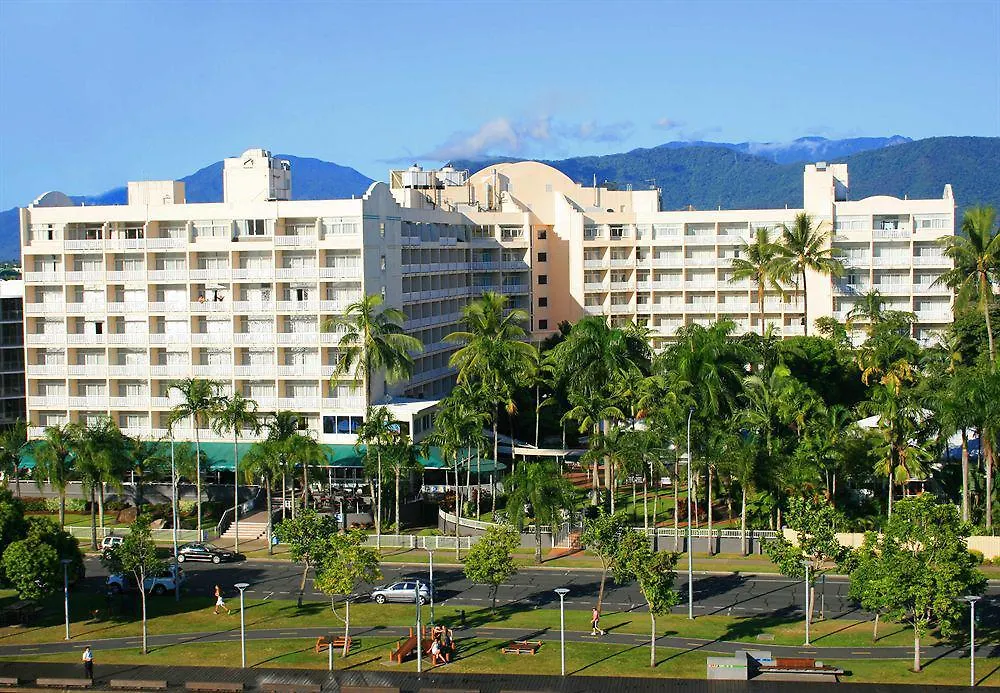 *****  Hotel Crystalbrook Riley Cairns Australia